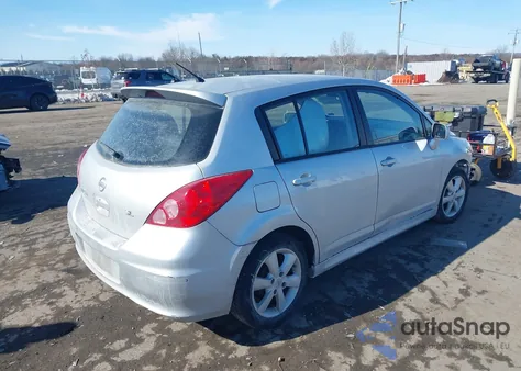 2011 Nissan Versa 1.8Sl z USA, uszkodzony, nr VIN 3N1BC1CP3BL367868